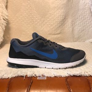 Nike flex Experience Size 10.5